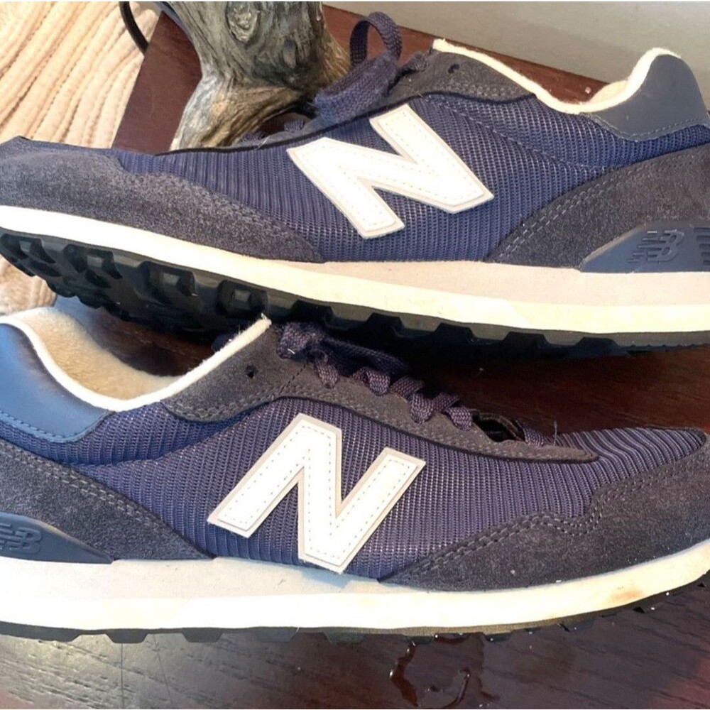 New Balance 574 Navy  Sneakers Mens Sz 10.5 /W Sz 11.5
